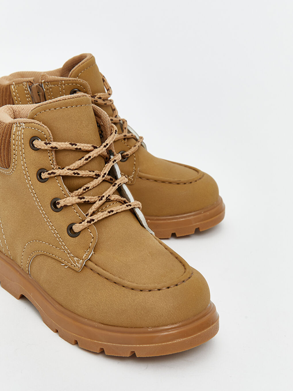 Kahverengi Bağcıklı Erkek Bebek Bot-2