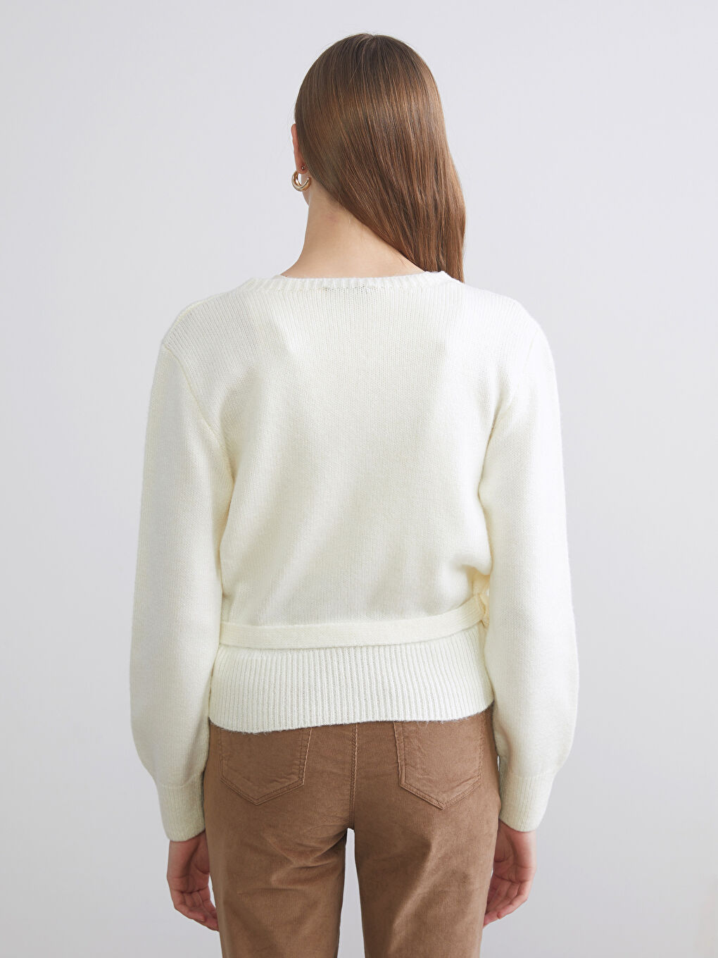 Ekru Kruvaze Yaka Kadın Triko Kazak-3