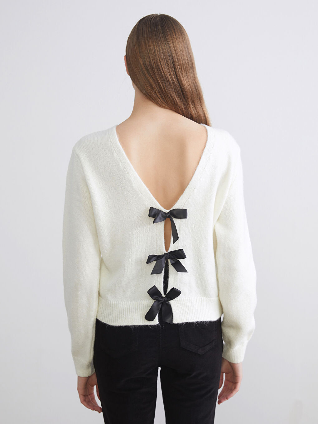 Ekru V Yaka Kadın Triko Hırka-7