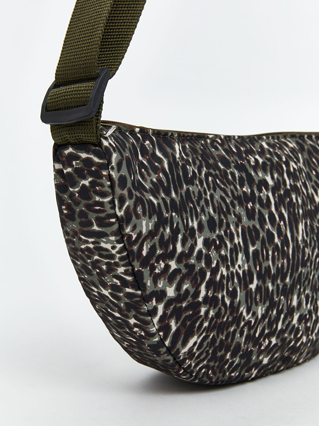 Siyah Ayarlanabilir Askılı Kadın Omuz Çantası-2