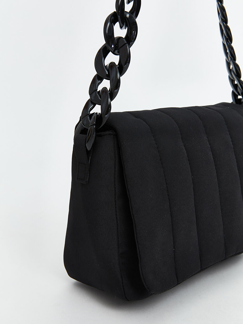 Siyah Deri Görünümlü Kadın Kol Çantası-2