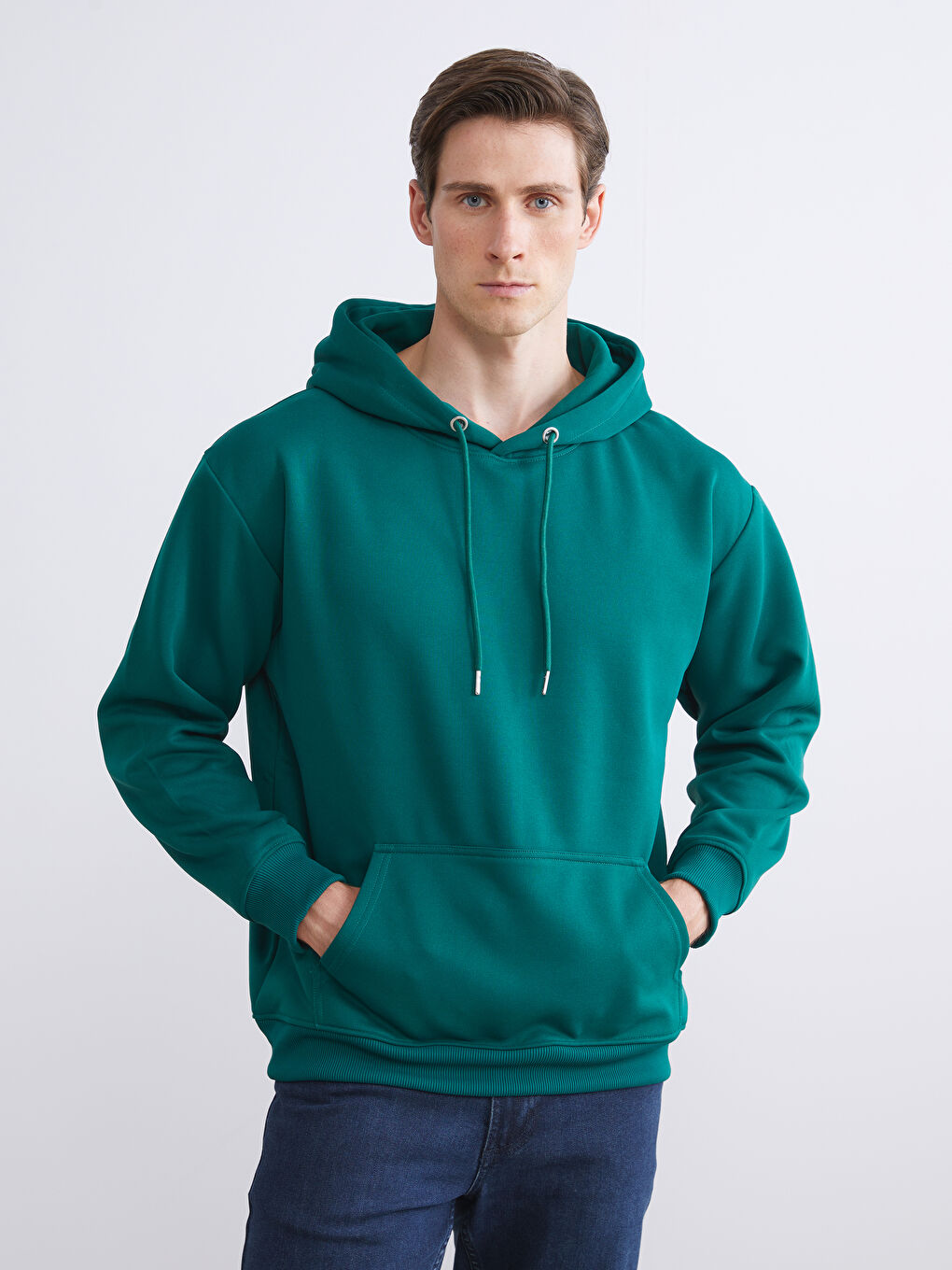 Мъж Зелено Суитшърт с качулка