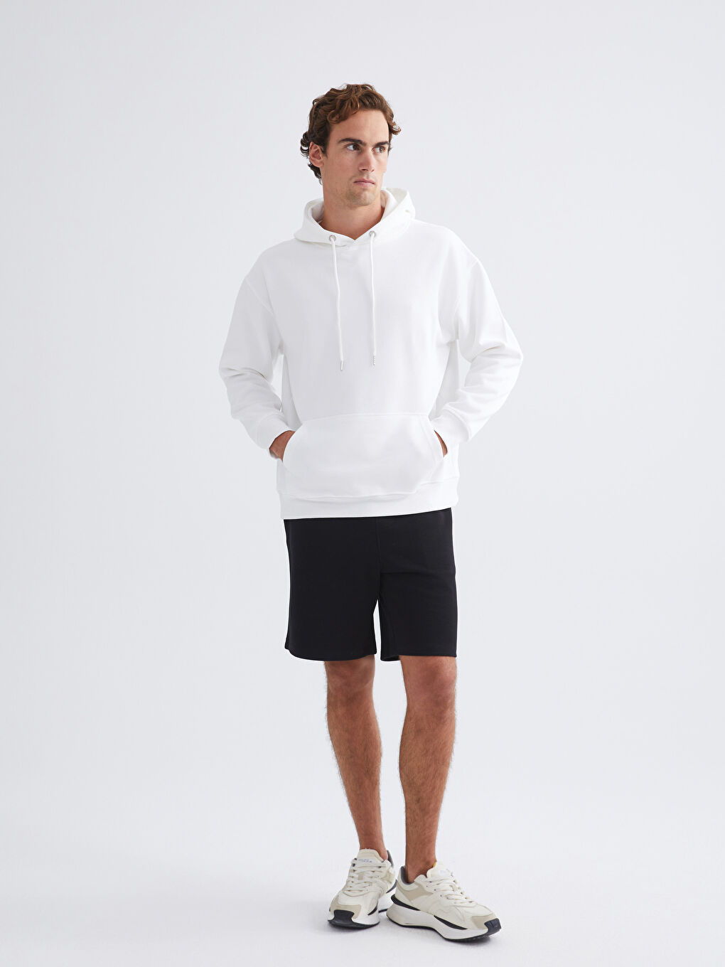 Мъж Бяло Суитшърт с качулка-1