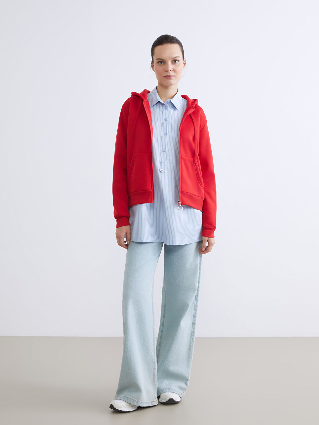 Dukserica sa kapuljačom za žene sa rajsferšlusom-1