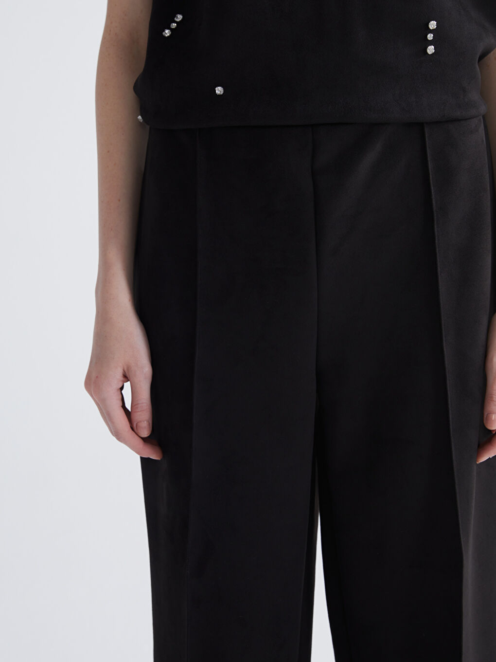 Siyah Beli Lastikli Kadın Süet Pantolon-2