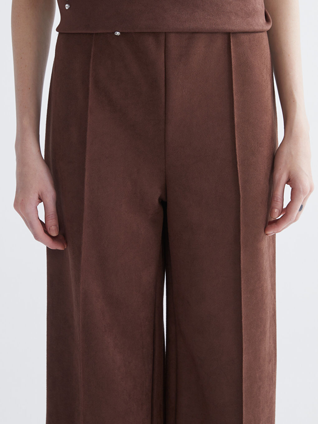 Kahverengi Beli Lastikli Kadın Süet Pantolon-2