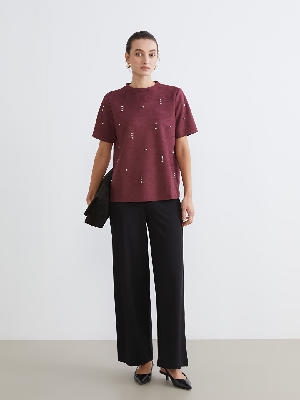 Mürdüm Bisiklet Yaka Taşlı Süet Görünümlü Bluz-1