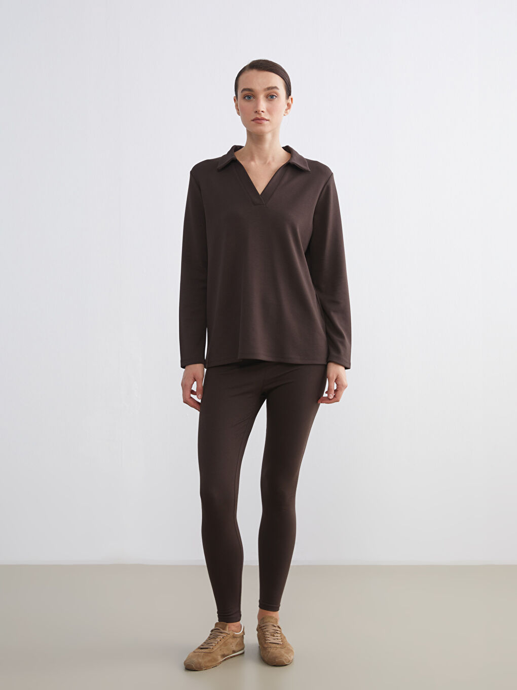 Kahverengi Polo Yaka Kadın Sweatshirt-1