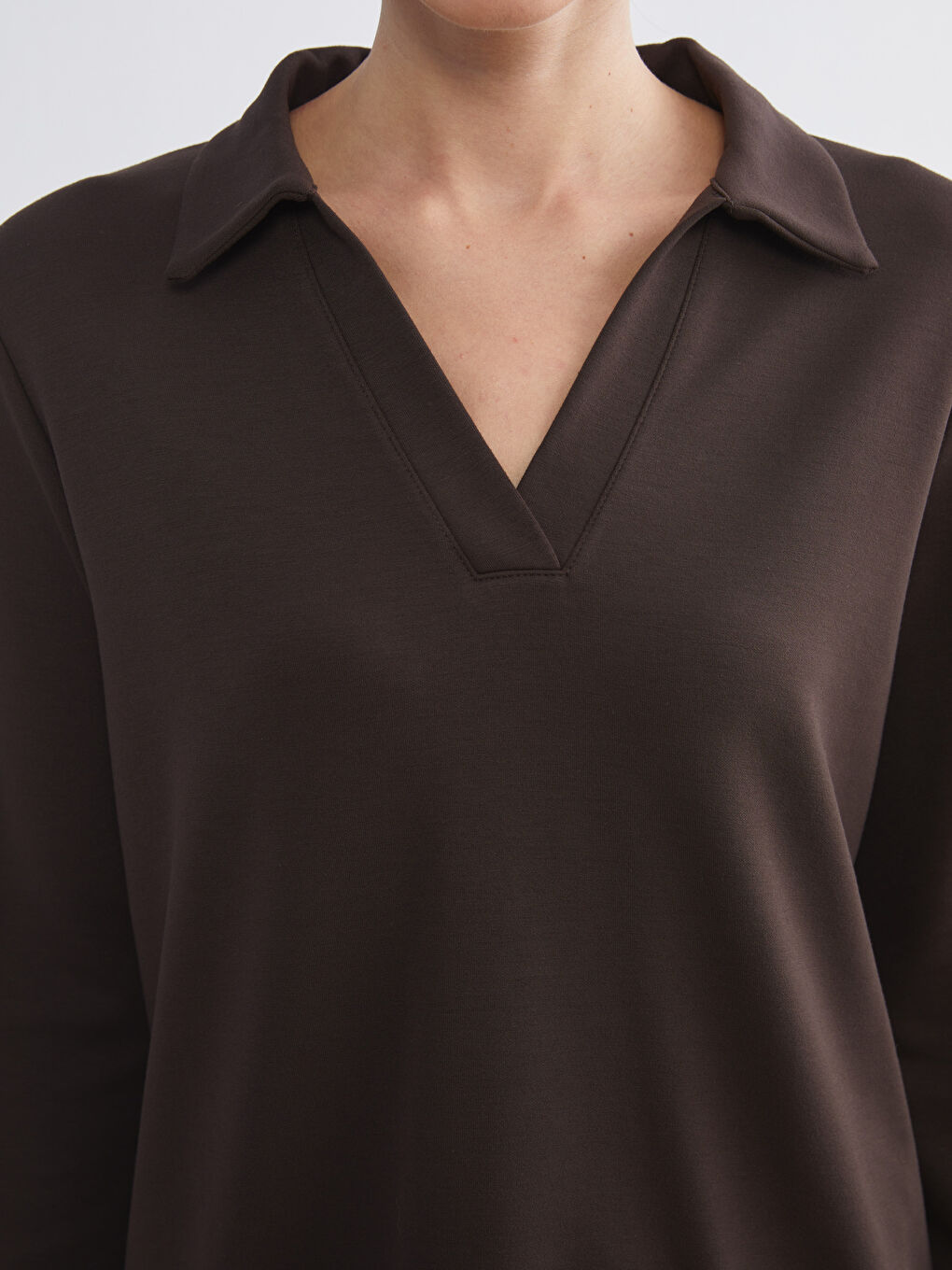 Kahverengi Polo Yaka Kadın Sweatshirt-2