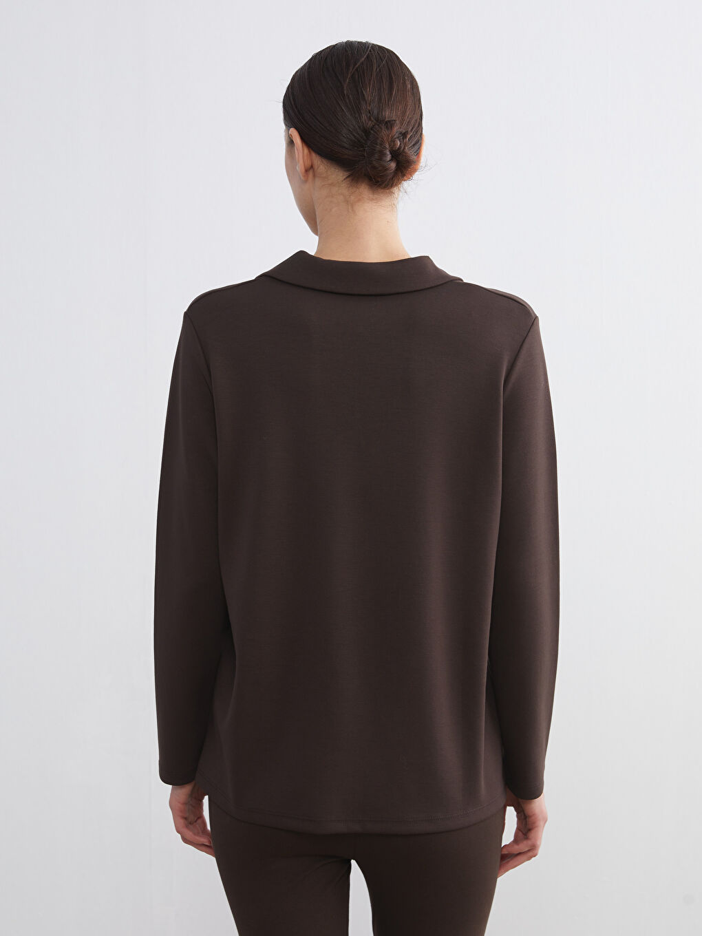 Kahverengi Polo Yaka Kadın Sweatshirt-3