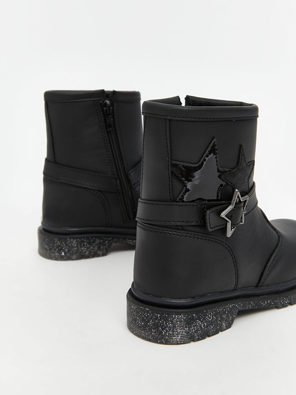 Siyah Deri Görünümlü Kız Çocuk Bot-4