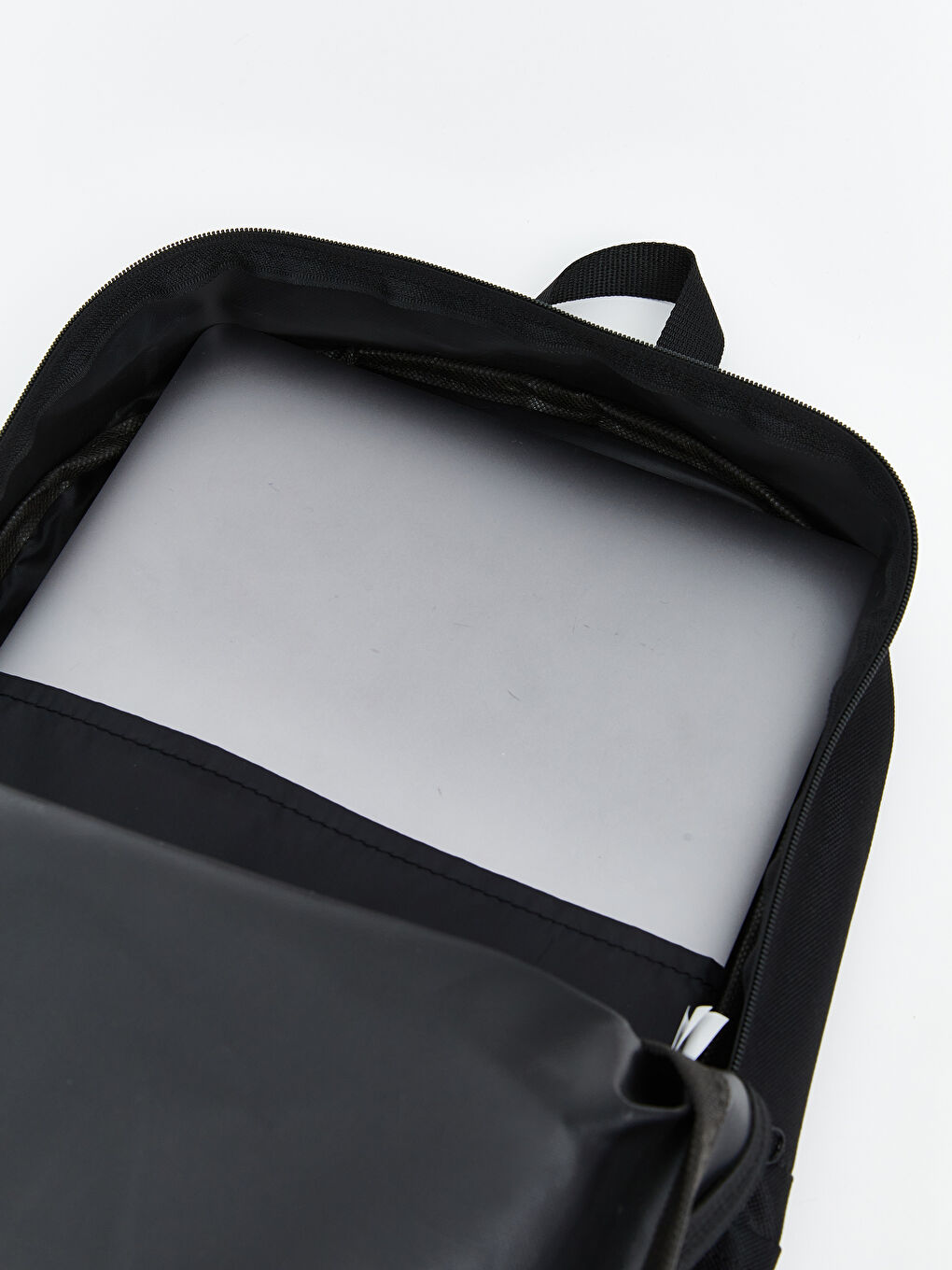 جانتای پشتەوەی کەیسی لاپتۆپ بۆ پیاوان-3