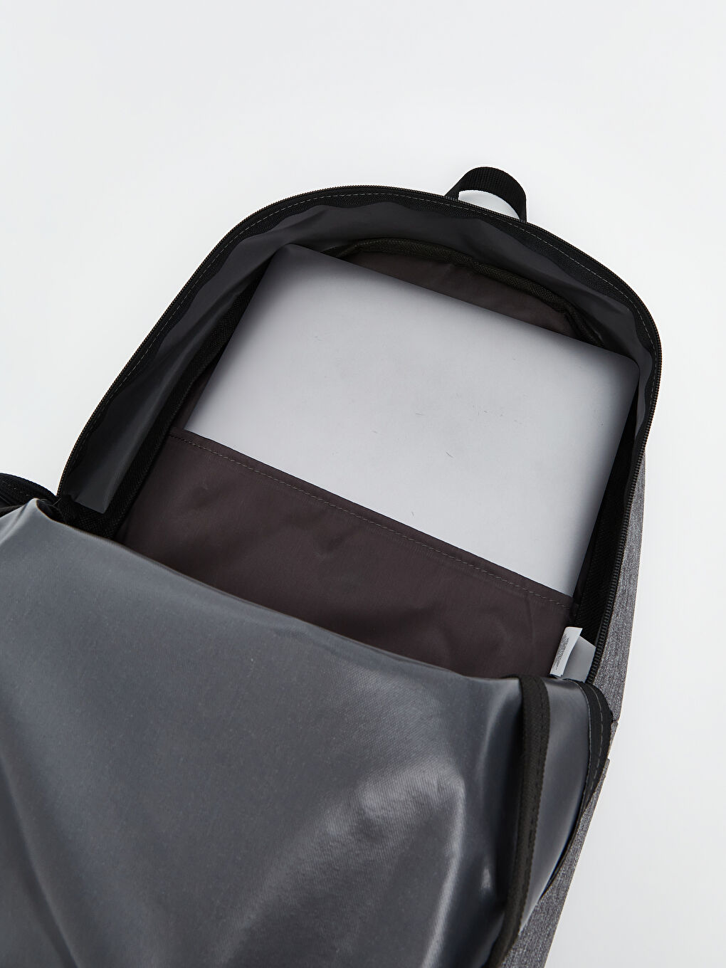 Gri Laptop Bölmeli Erkek Sırt Çantası-3