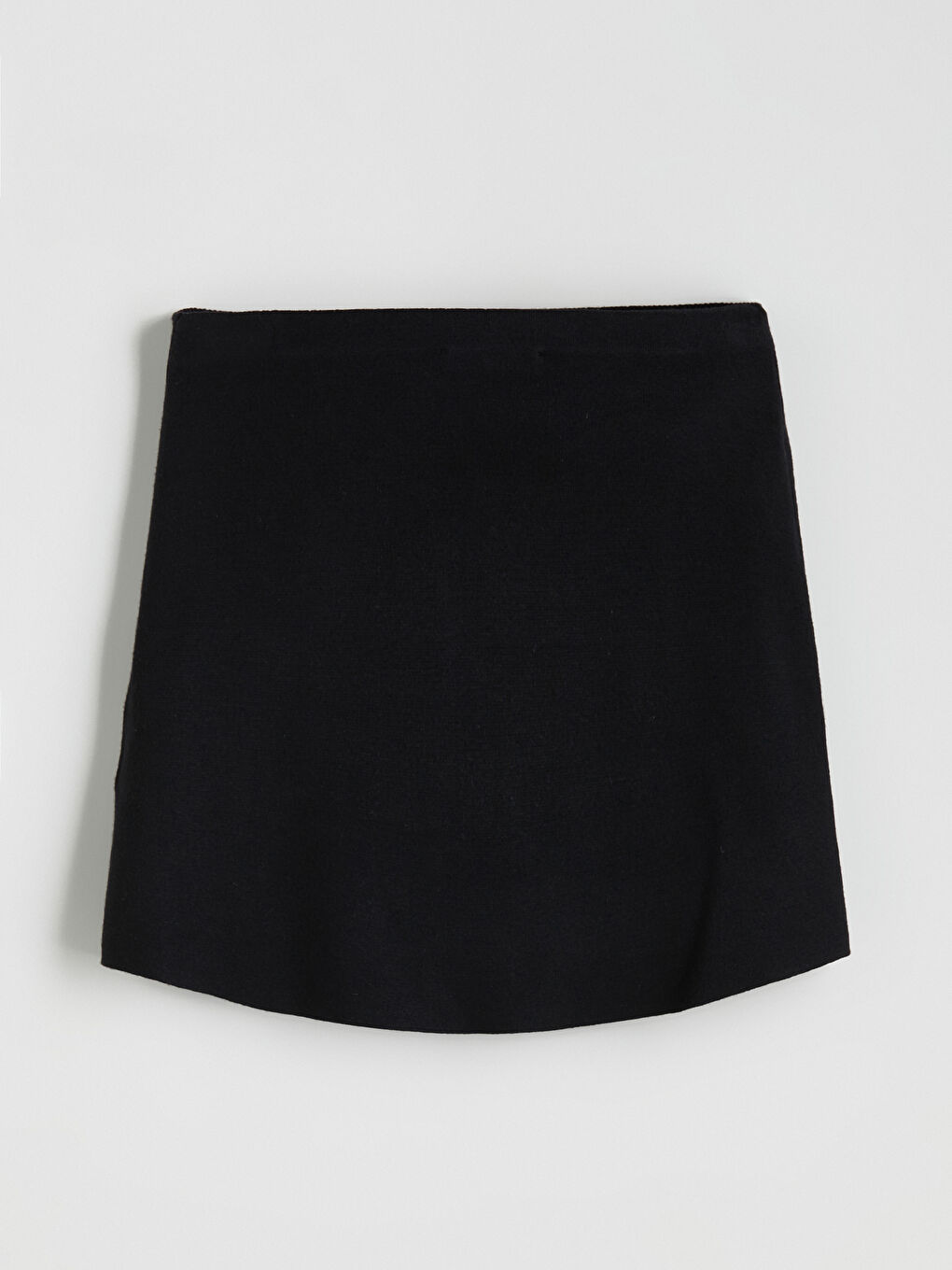 تەنورە ڕه‌ش ژن-5