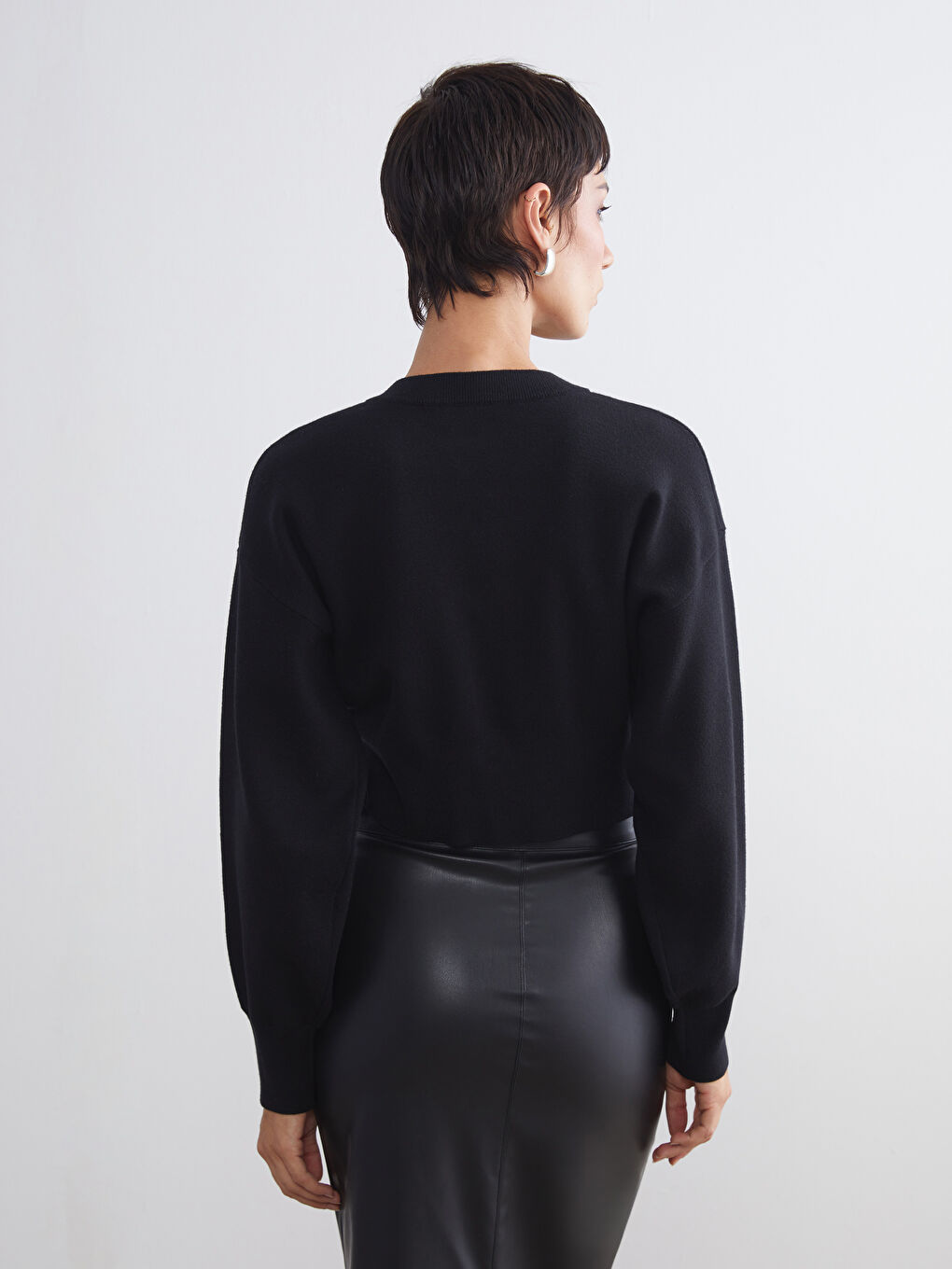 Crew Neck Women's Knitwear Cardigan-3