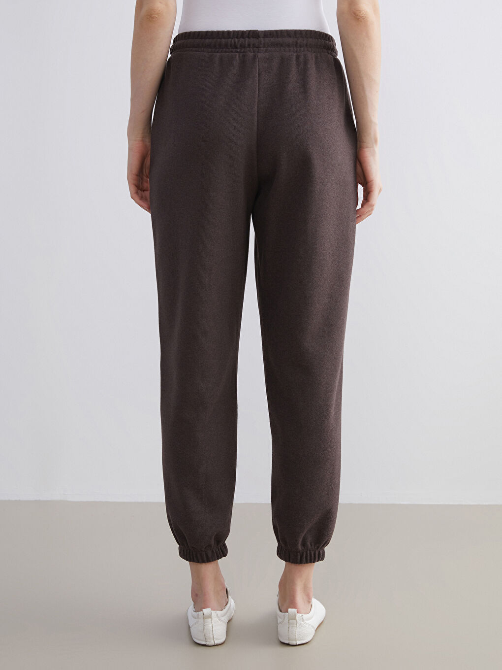 Kahverengi Beli Lastikli Kadın Jogger Eşofman Altı-3