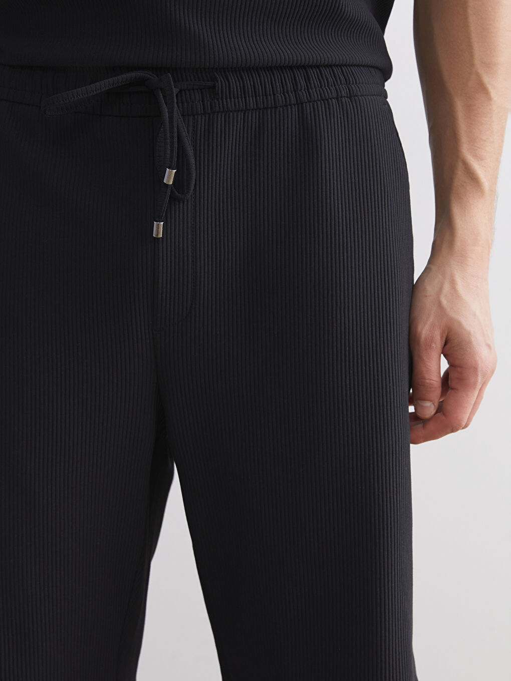 Siyah Standart Kalıp Keten Görünümlü Erkek Şort-2