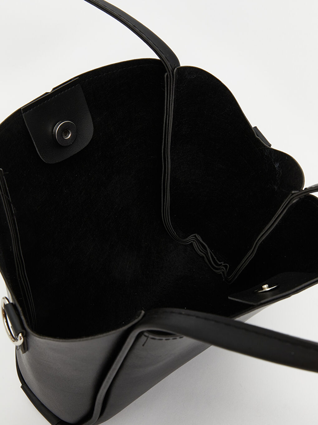 Siyah Deri Görünümlü Kadın Kol Çantası-3