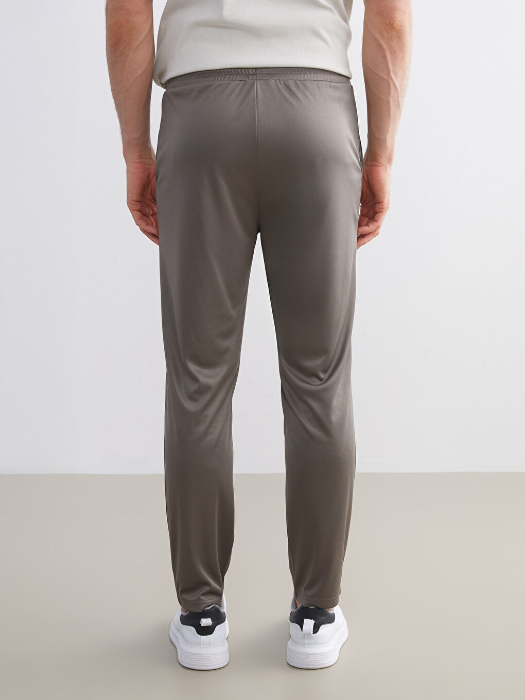 Standardni kroj Muške trenerke-3