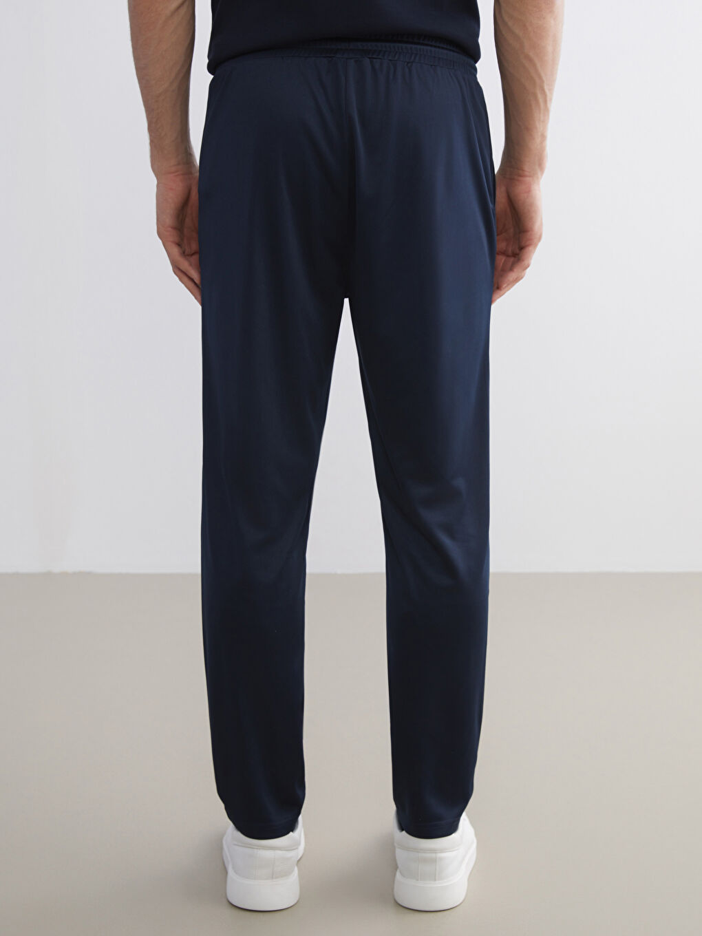 Standard Fit Men's Sweatpants-3