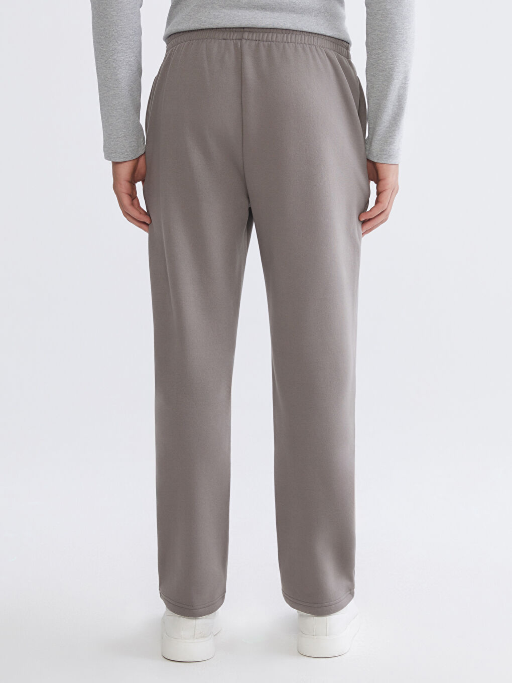 Standard Fit Men's Thick Sweatpants-3