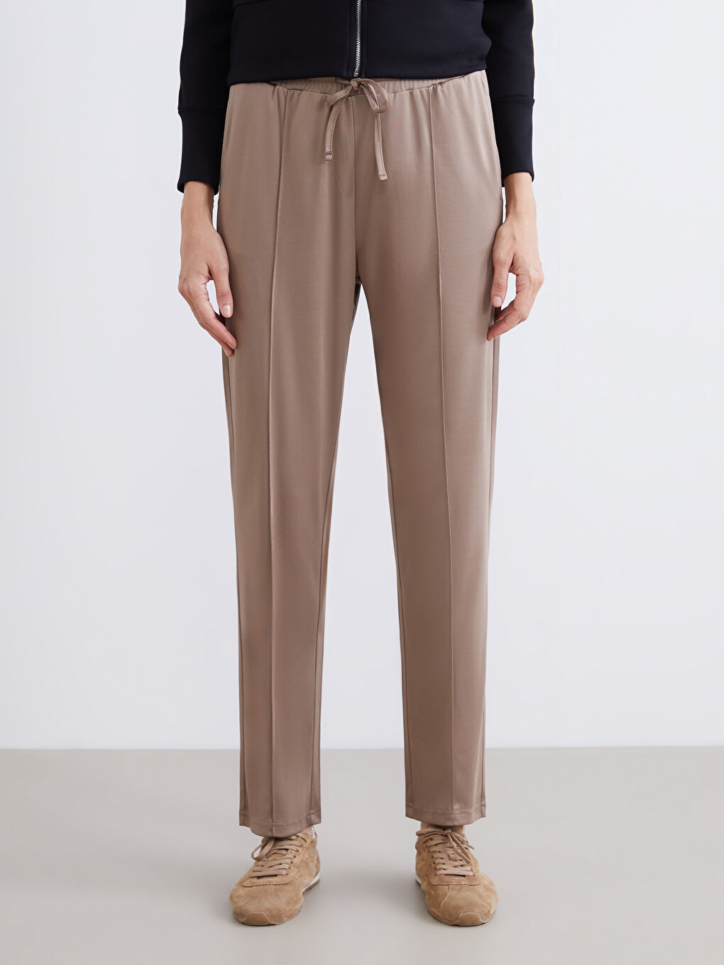 Woman BROWN Sweatpants-1