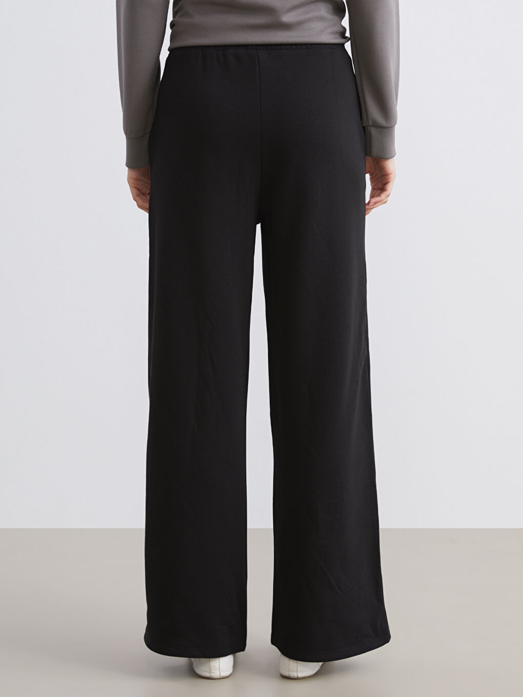 Siyah Beli Lastikli Kadın Kalın Eşofman Altı-4