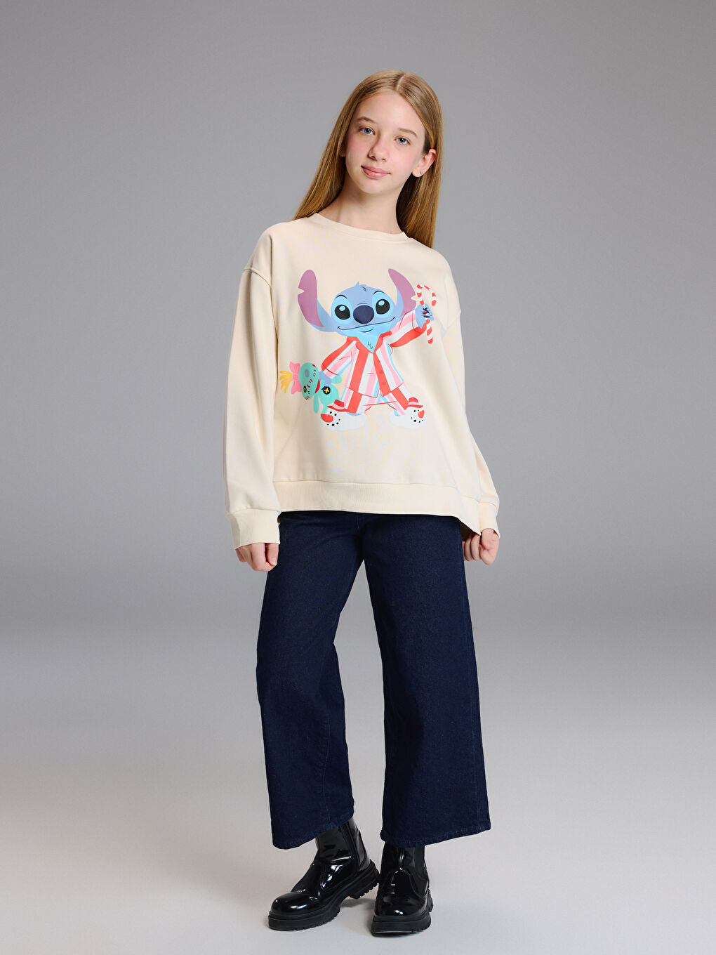Crew Neck Stitch Printed Girls' Thick Sweatshirt-1
