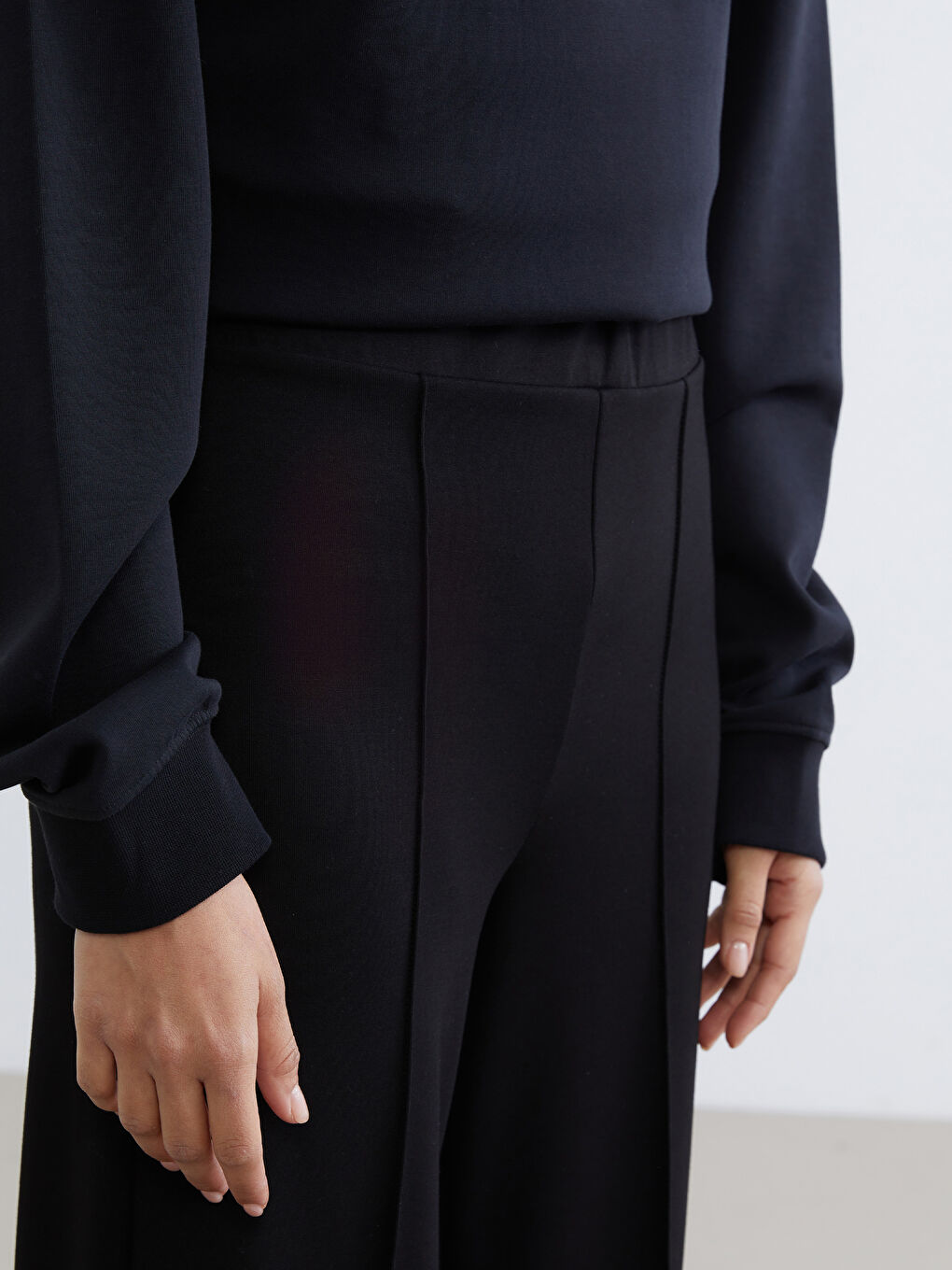Women's Sweatpants with Elastic Waist-2
