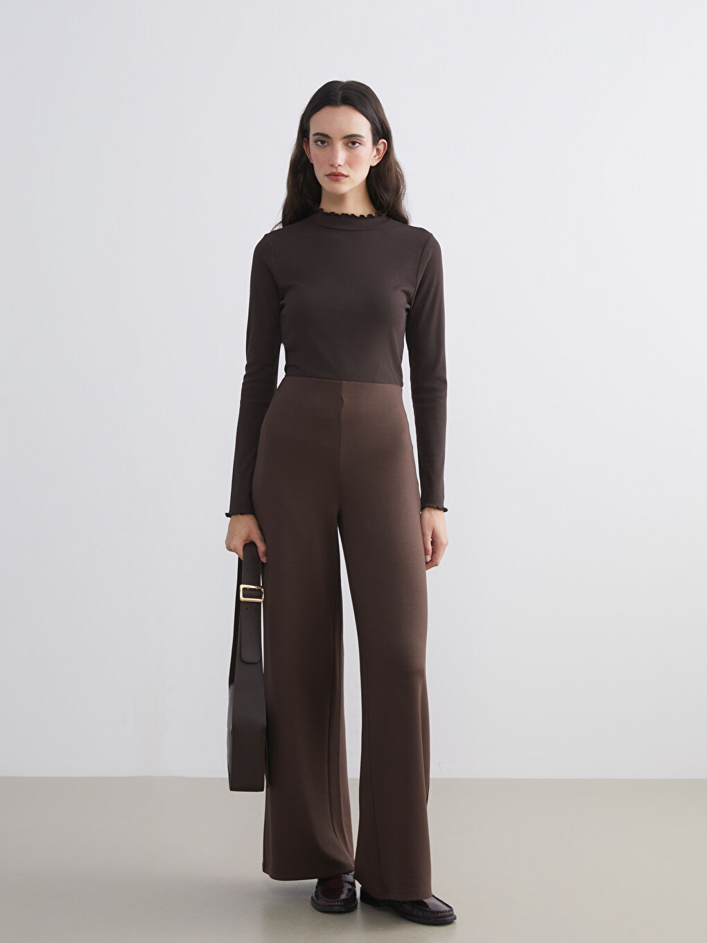 Kahverengi Beli Lastikli Geniş Paça Kadın Pantolon