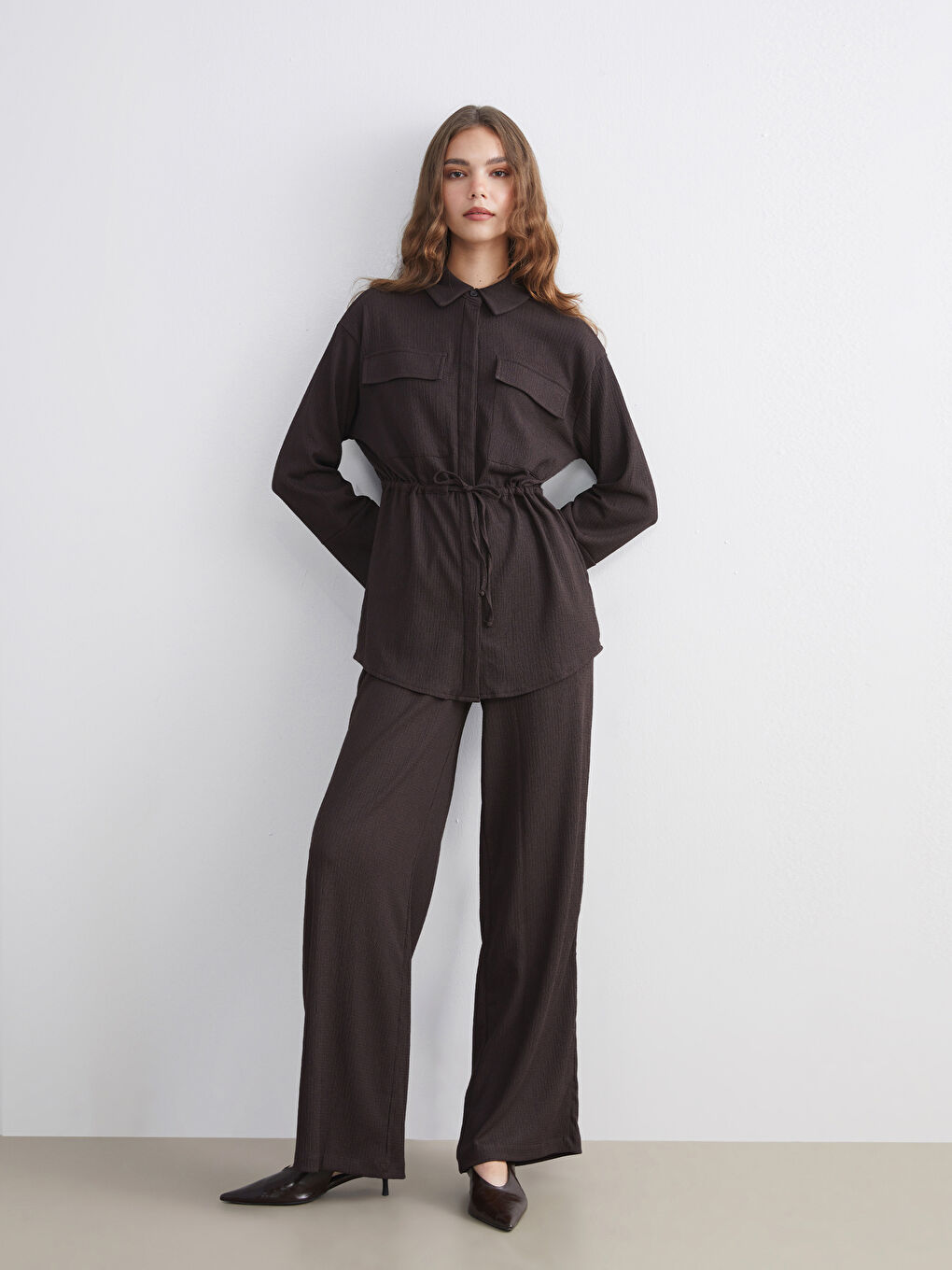 پانتۆڵی کەمەر لاستیکی نەخشدار بۆ ژنان