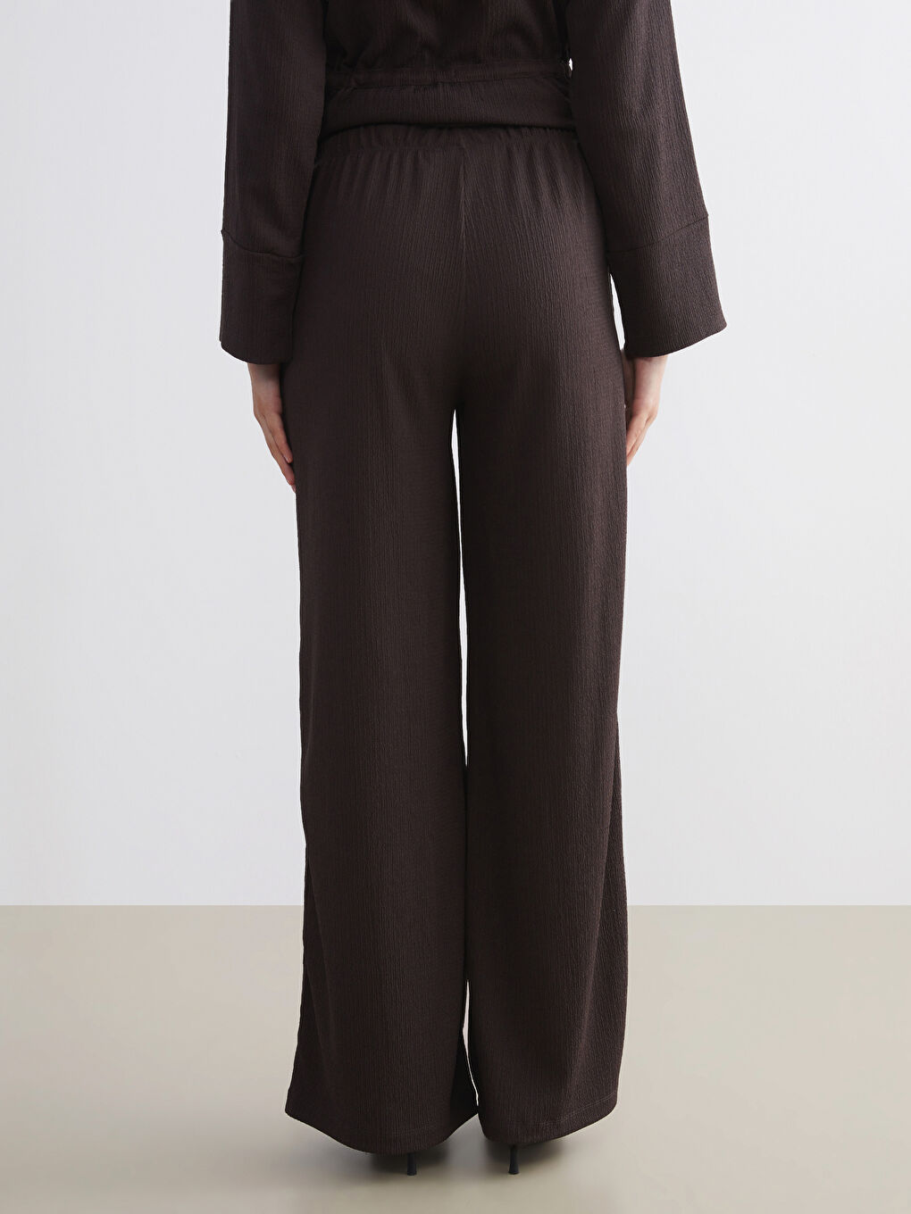 پانتۆڵی کەمەر لاستیکی نەخشدار بۆ ژنان-3