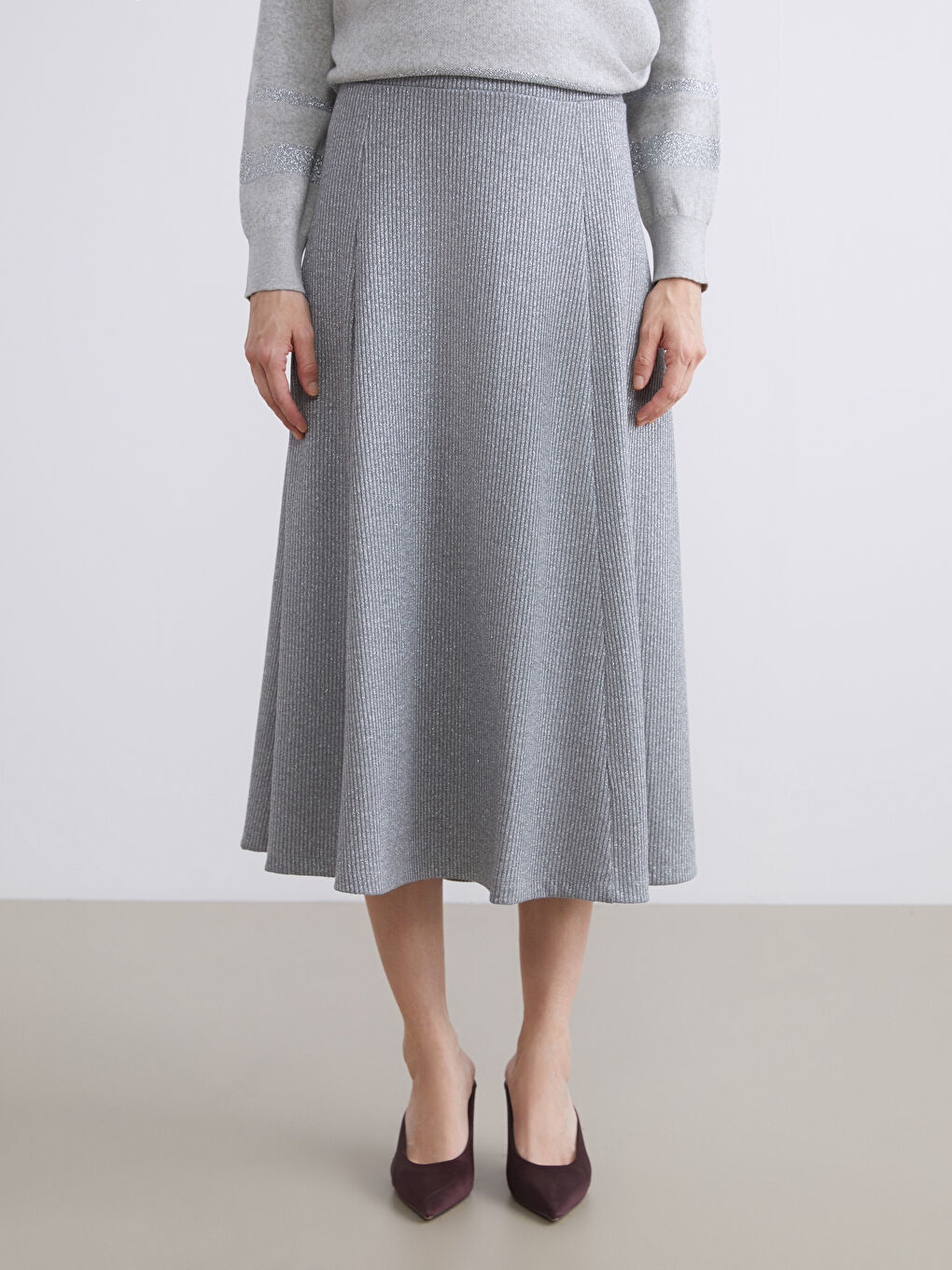 Ribbed Flared Skirt-1