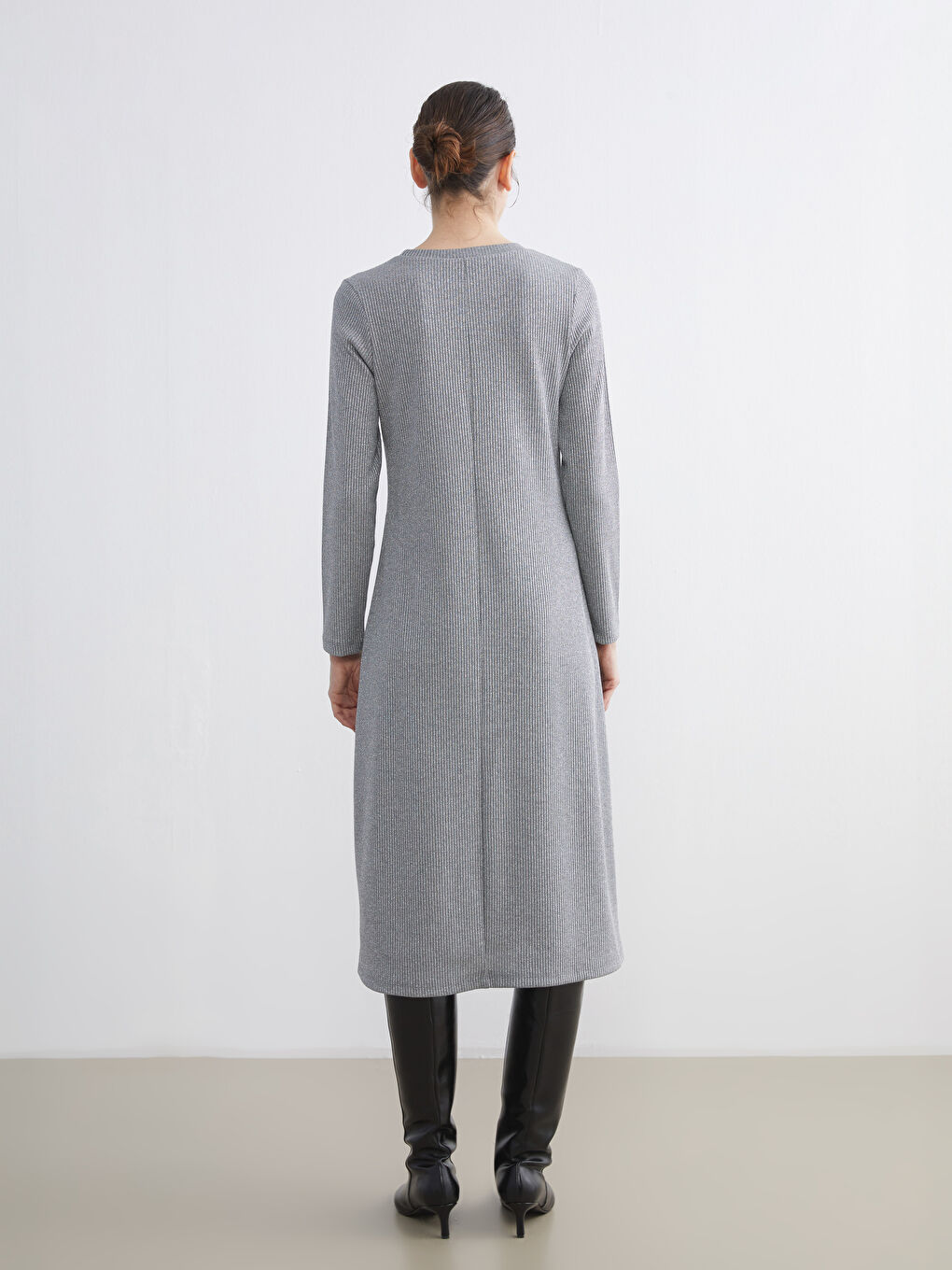 Plus Size Crew Neck Ribbed Dress-3