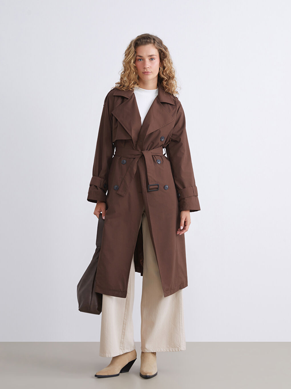 Kahverengi Kruvaze Yaka Oversize Kadın Trençkot