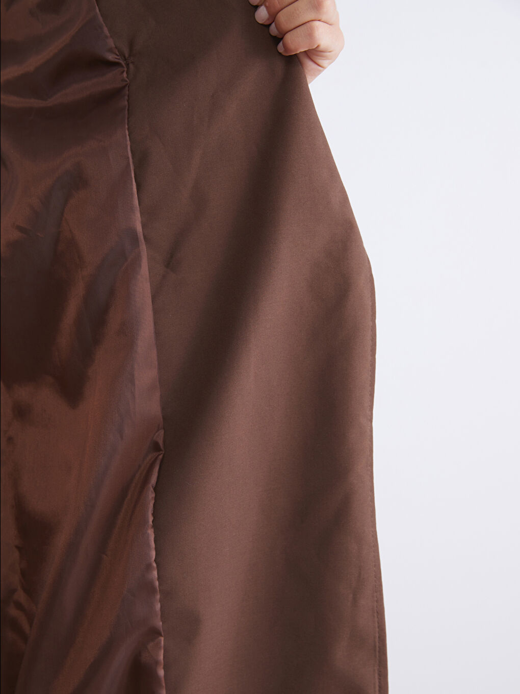 Kahverengi Kruvaze Yaka Oversize Kadın Trençkot-3