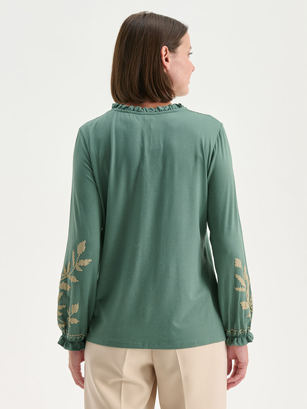 Yeşil Fırfırlı Bağlamalı Yaka Desenli Bluz-4