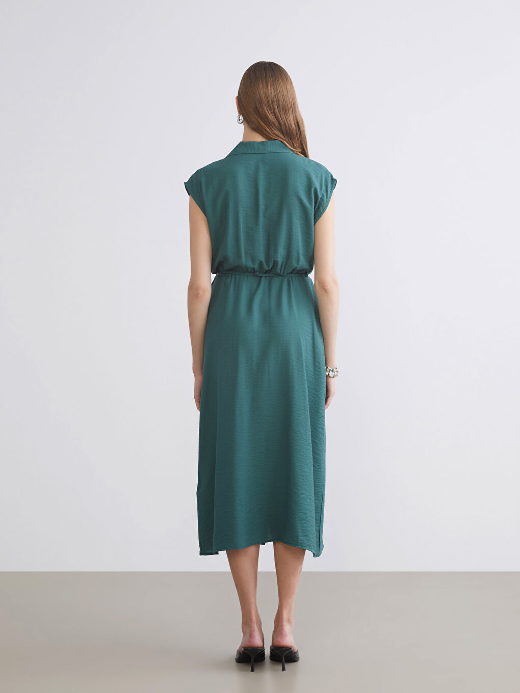 Yeşil Beli Kuşaklı Gömlek Elbise-4