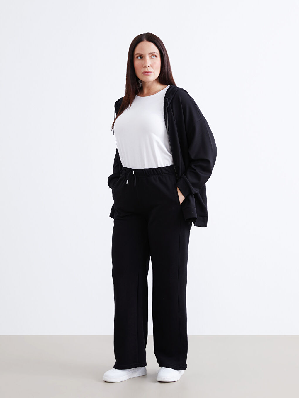 Siyah Beli Lastikli Kadın Eşofman Altı-1