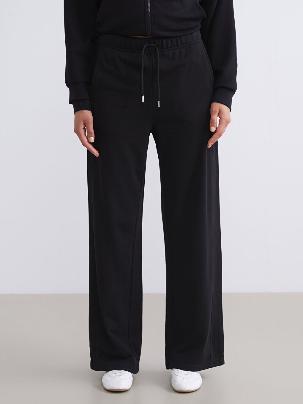 Siyah Beli Lastikli Kadın Eşofman Altı-2