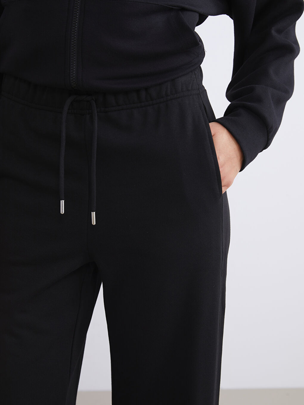 Siyah Beli Lastikli Kadın Eşofman Altı-3