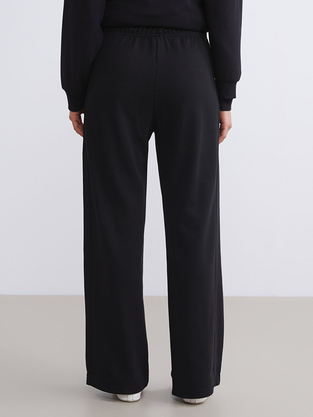 Siyah Beli Lastikli Kadın Eşofman Altı-4