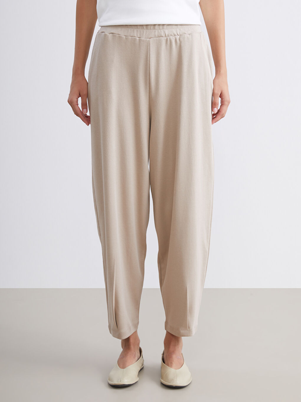 Bej Beli Lastikli Kadın Pantolon-3
