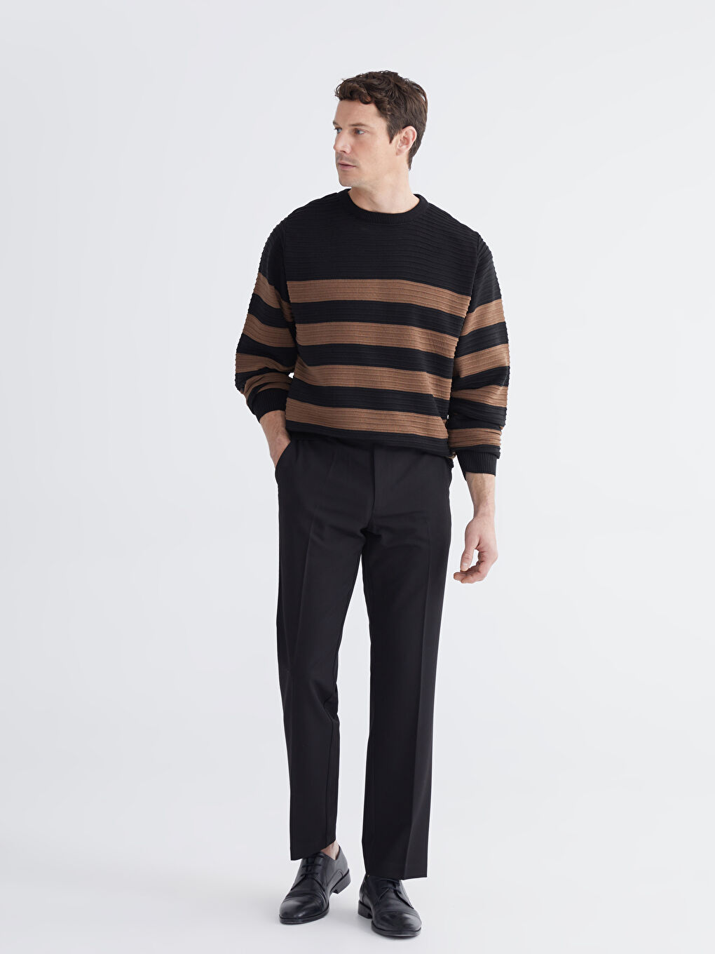 Crew Neck Striped Men's Knitwear Sweater-1