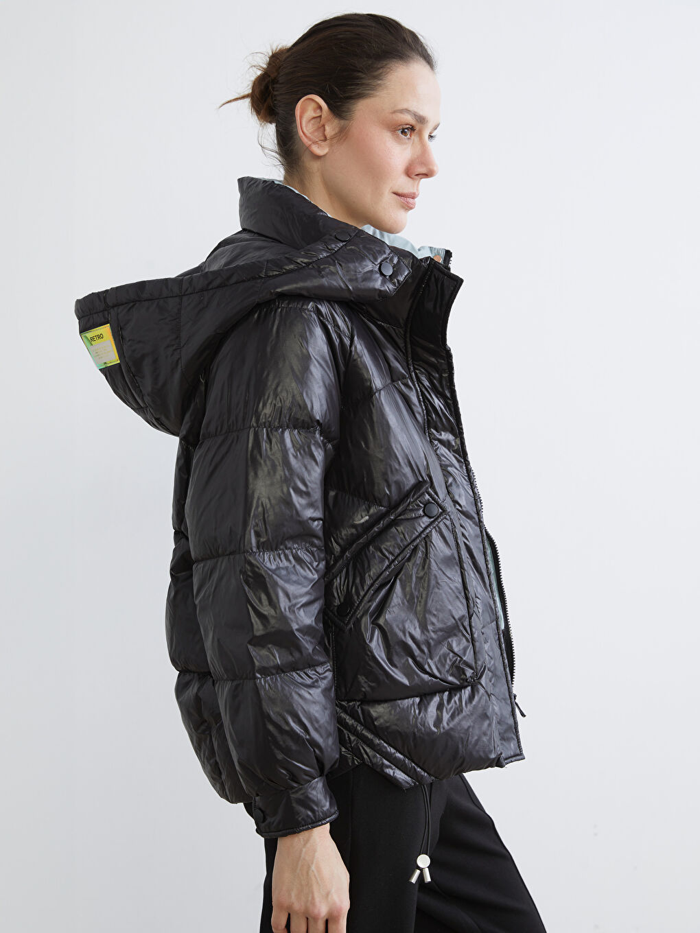 Karışık Kapüşonlu Kadın Şişme Mont