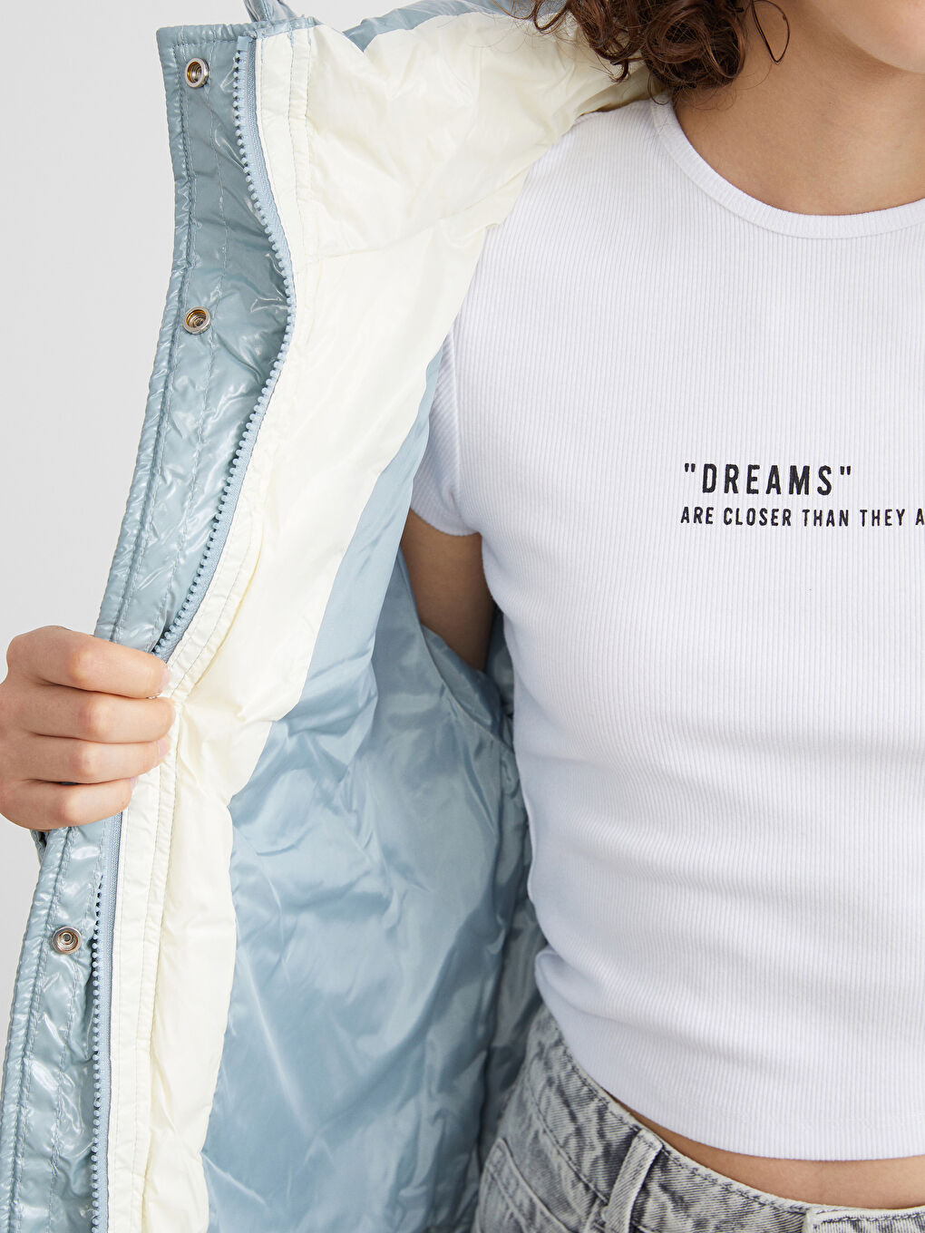 Mavi Kapüşonlu Kadın Şişme Mont-3