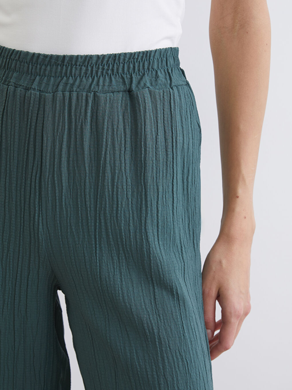 Elasticated Waist Textured Wide Leg Women's Trousers-3