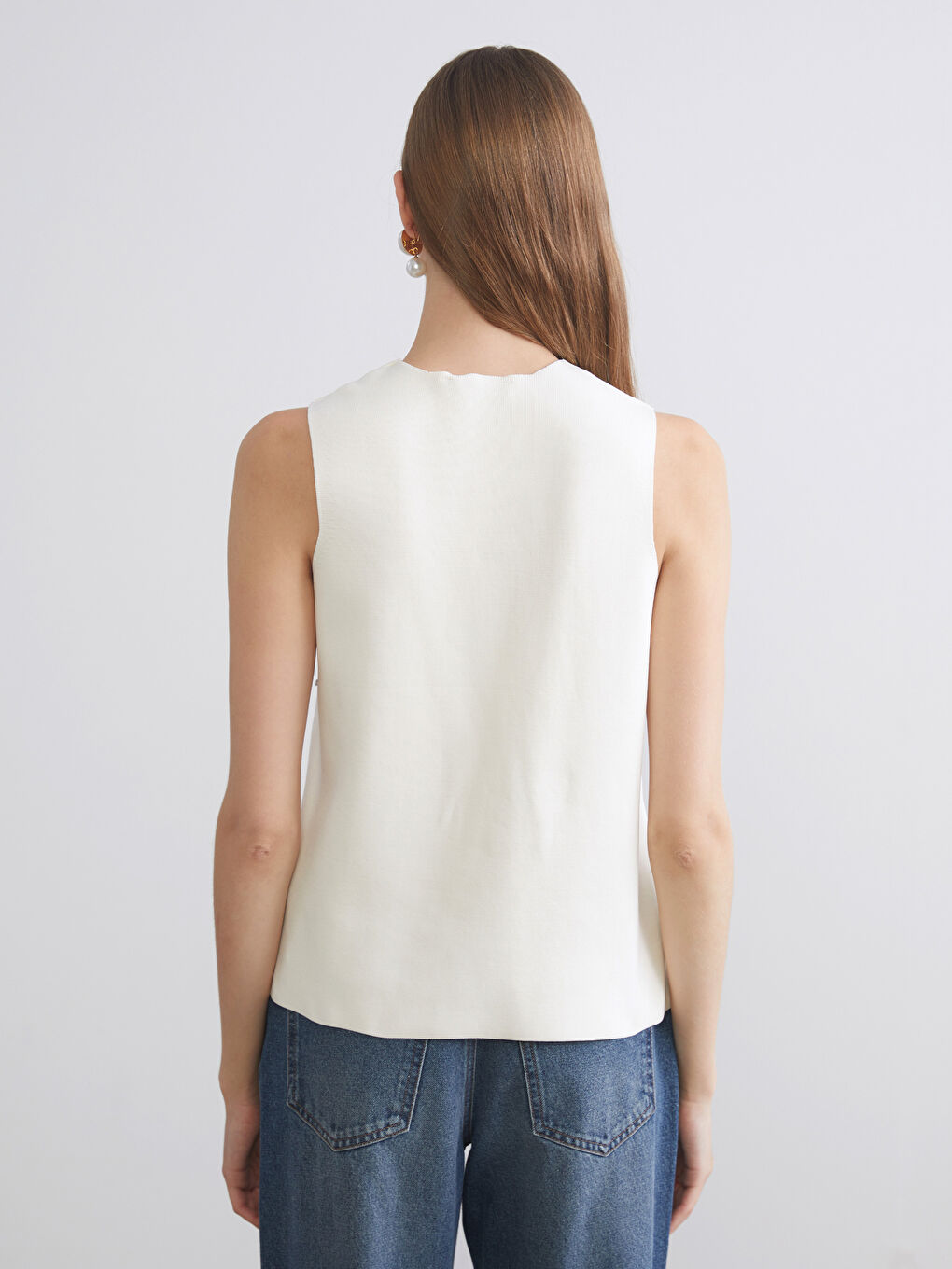 Ekru V Yaka Taşlı Kadın Triko Yelek-3