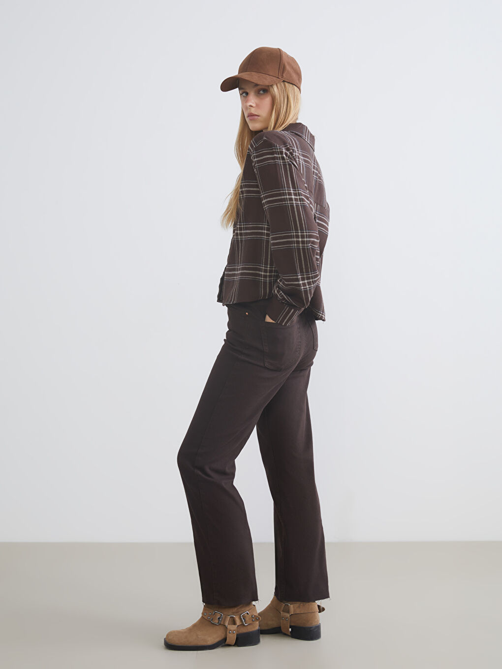 Kahverengi Straight Fit Kadın Jean Pantolon-1