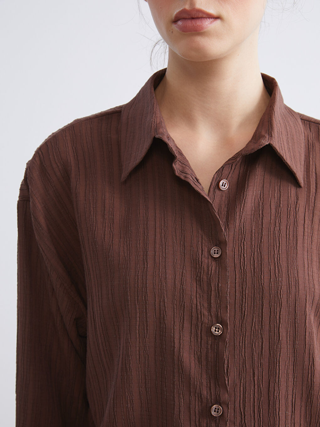 Kahverengi Çizgili Keten Karışımlı Oversize Kadın Gömlek-2